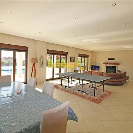 Fethiye Ciftlik 4 Bedroom Private Pool Villa *
